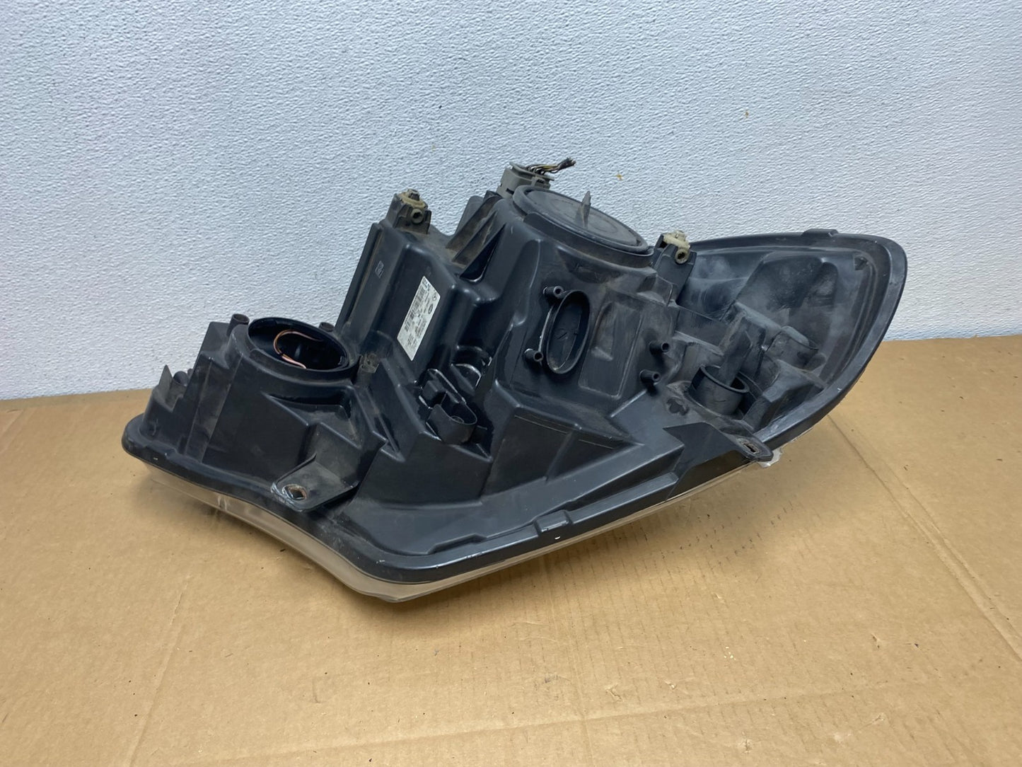 2014 to 2017 Mercedes Sprinter Headlight Left Driver LH Halogen AD0745 DW6