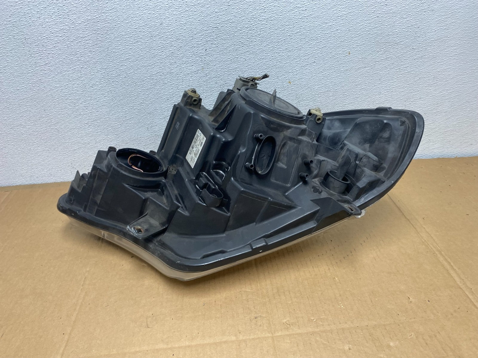 2014 to 2017 Mercedes Sprinter Headlight Left Driver LH Halogen AD0745 DW6