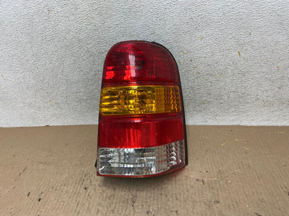 2001 to 2007 Ford Escape Right Passenger RH Side Tail Light AH6638 LK0