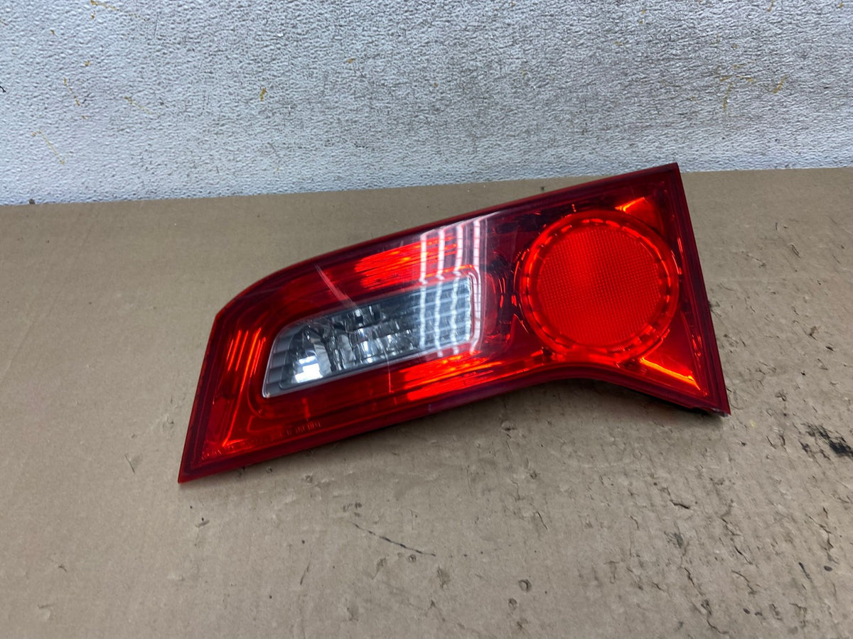 2007 2008 2009 Acura Rdx Right Passenger Side RH Inner Tail Light AI2469 LK0