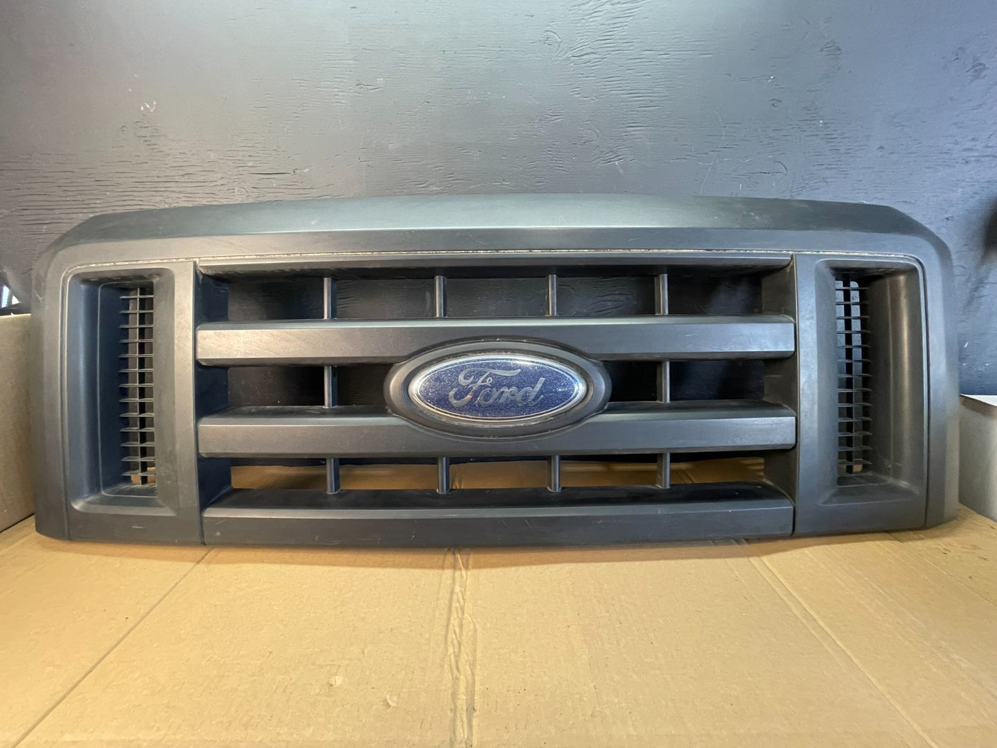 2008 to 2014 Ford Econoline E150 E250 Front Upper Black Grill Grille AC5260 DG0