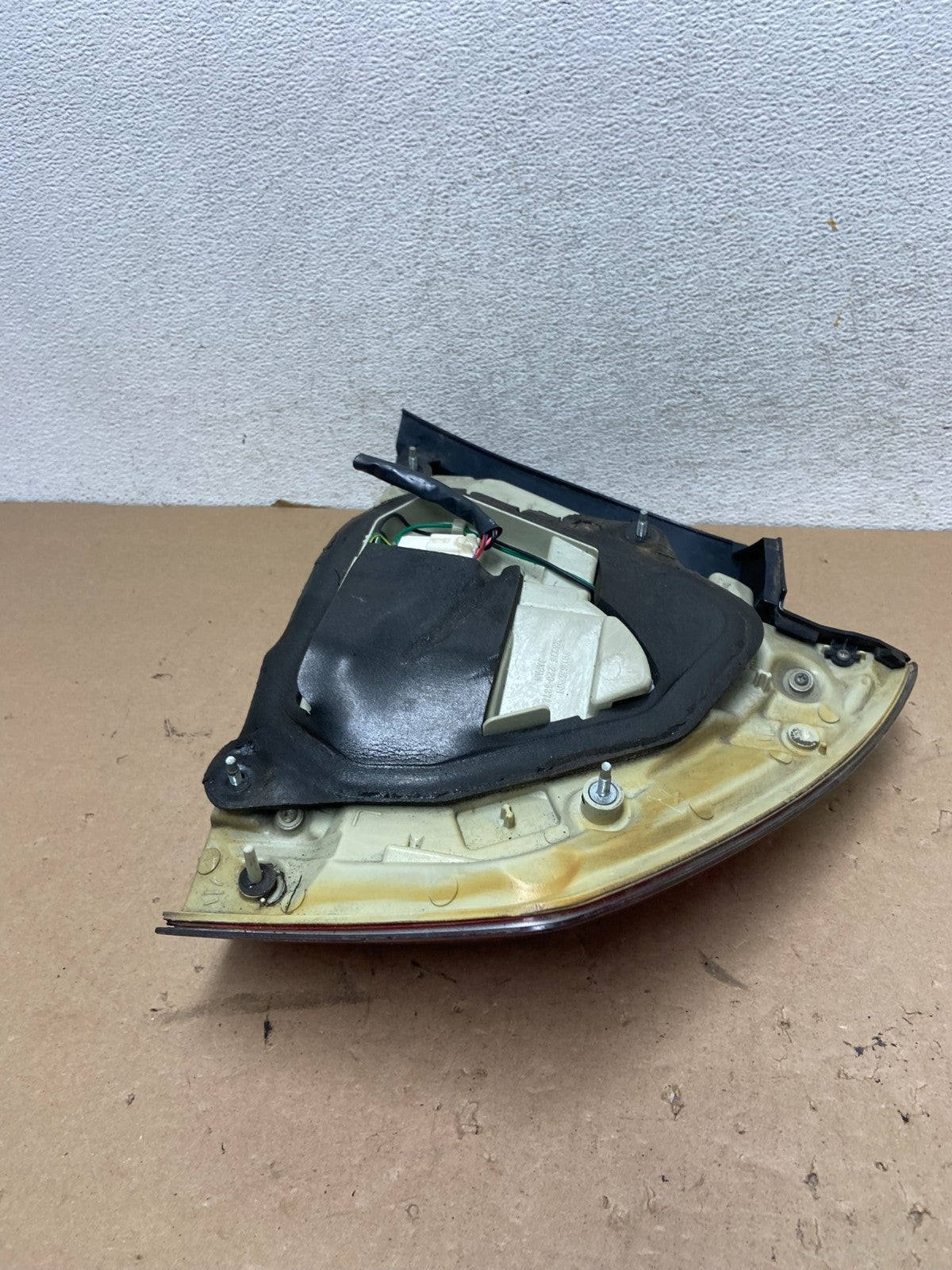 2006 2007 Infiniti M35 M35X M45 Left Driver LH Side Tail Light AG4201 LK5
