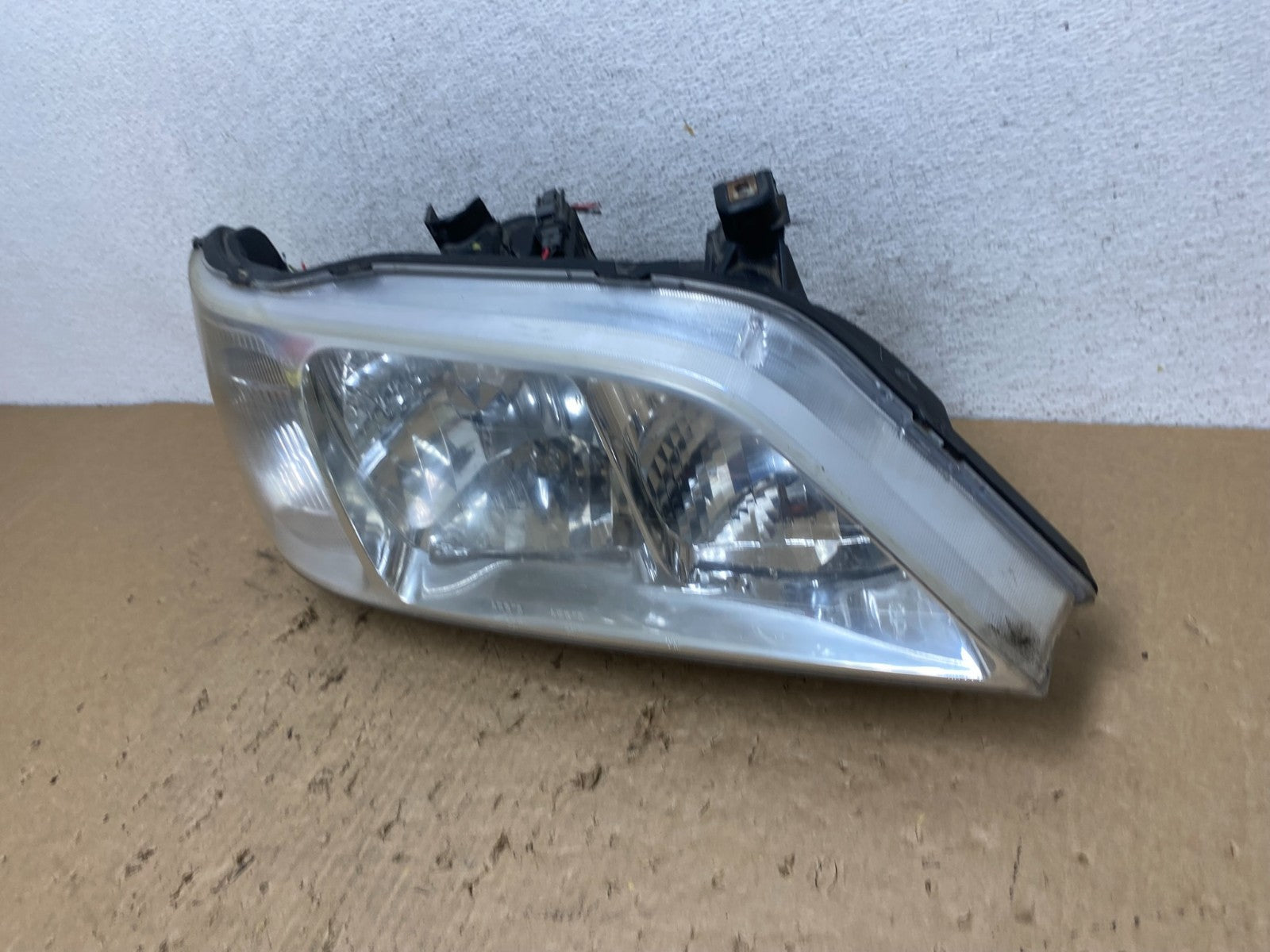1999 to 2001 Acura RL Right Passenger RH Side Xenon HID Headlight AF8283 DG1