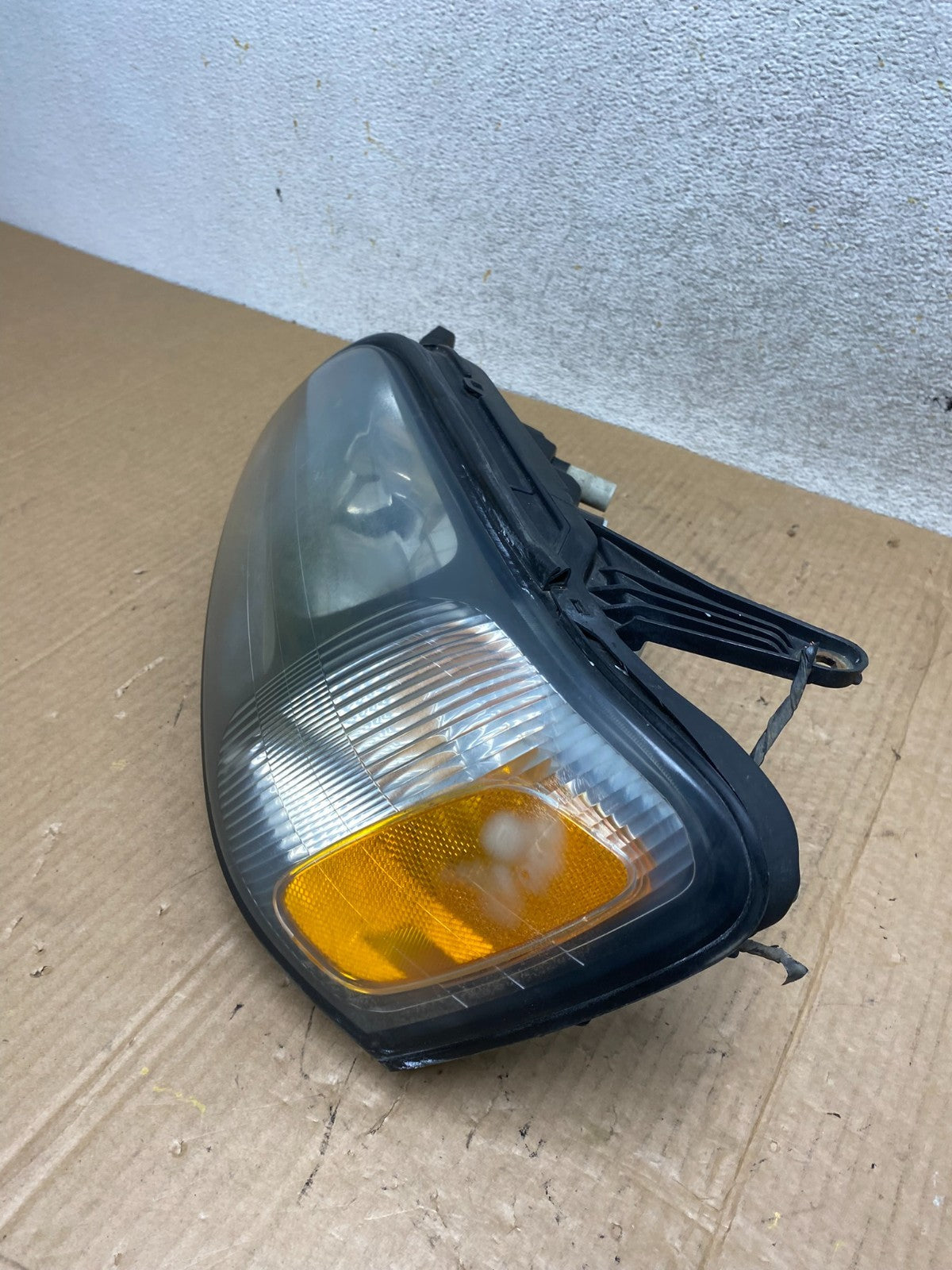 2001-2004 Subaru Legacy Outback Left Driver Lh Side Headlight AI6578 DW1