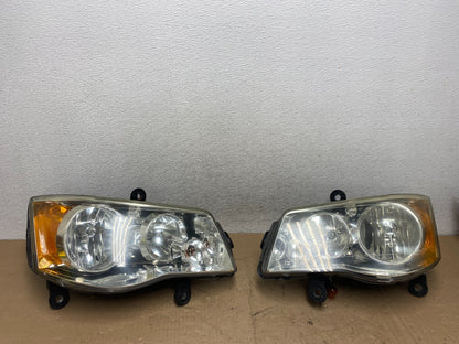 2008 to 2016 Chrysler Town and Country Left+Right Side Headlights AG5383 DW0
