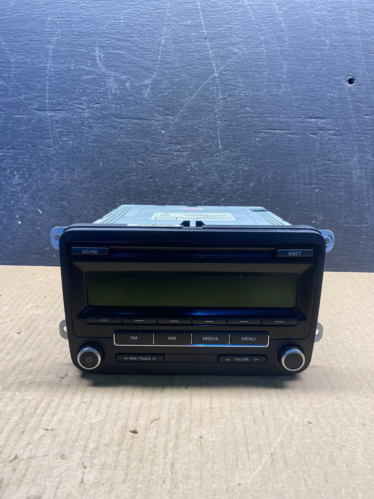 2011 to 2014 Volkswagen Tiguan Radio AM/FM CD Player ag3995 DG0
