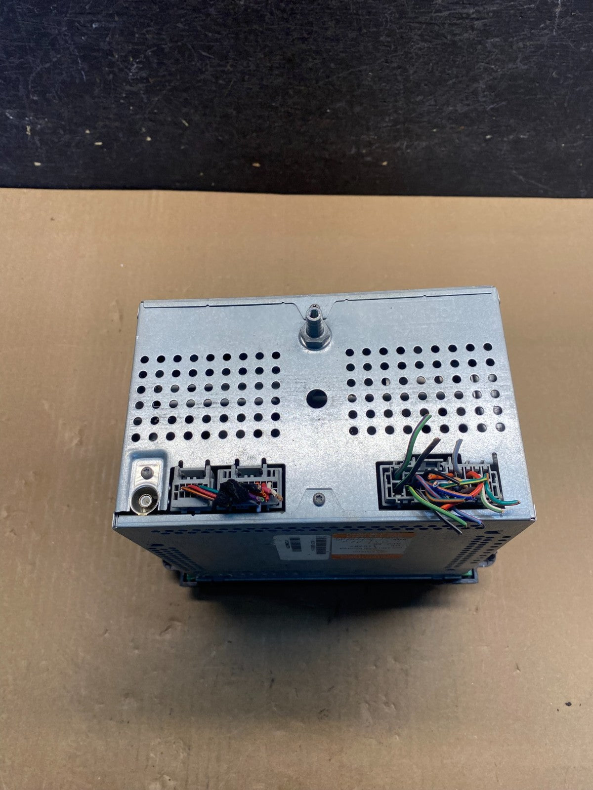 2004 to 2008 Ford F150 Mustang Radio Stereo Audio AM/FM AG1814 DG5