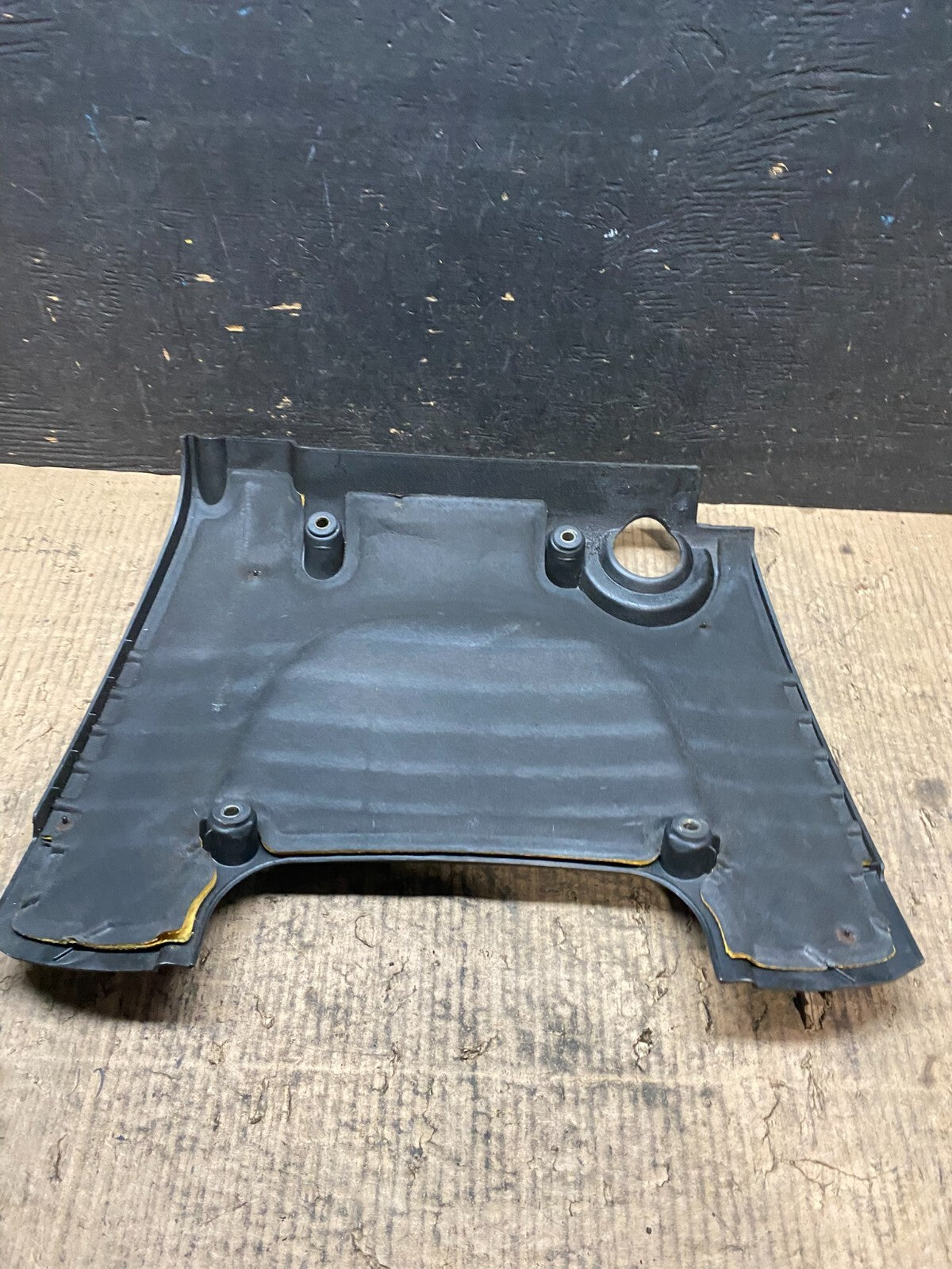 2002 to 2005 Hyundai Sonata 2.4L Engine Trim Cover N3133 PS4