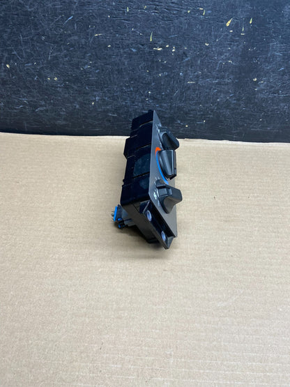 2008 to 2018 MACK CHU612 CXU613 A/C Heater Climate Control Switch AH12321