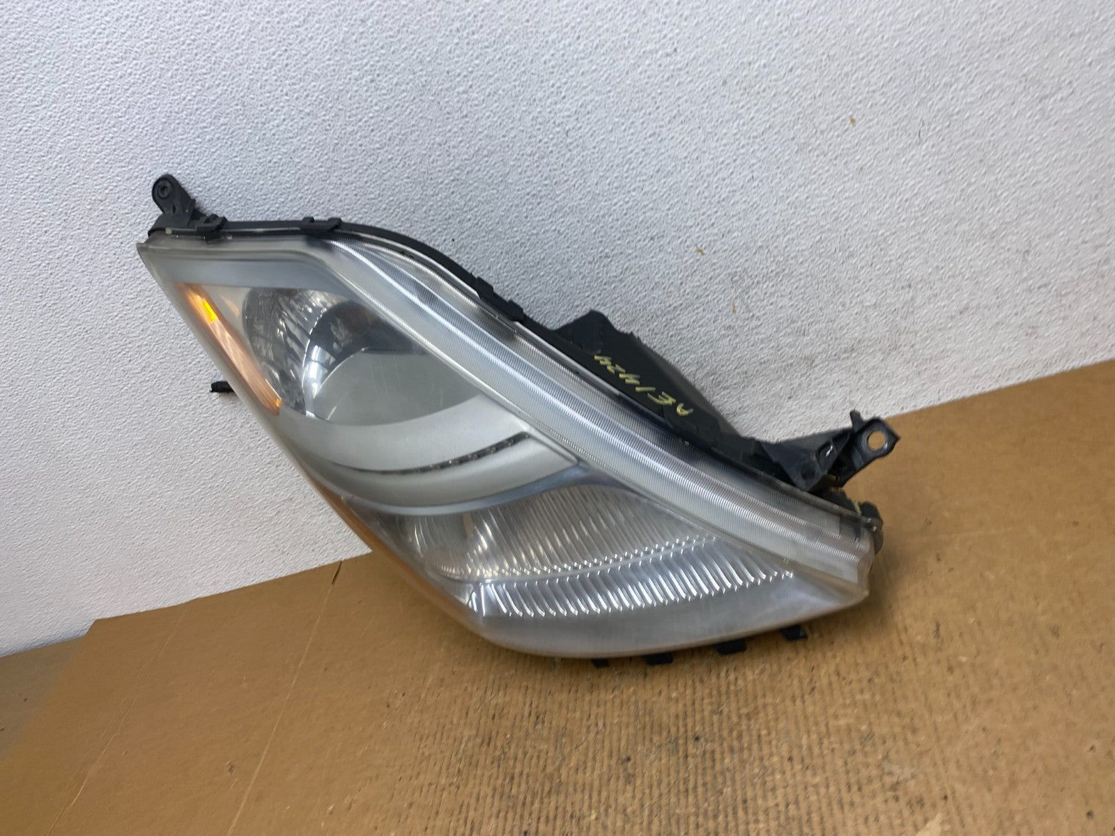 2006 - 2009 Toyota Prius Right Passenger Rh Side Headlight Halogen AE1424 DW1