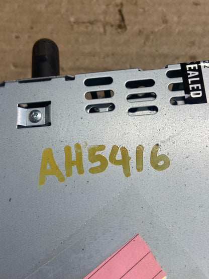 2013 to 2014 Ford Edge AM/FM Radio Reciever AH5416 DG5
