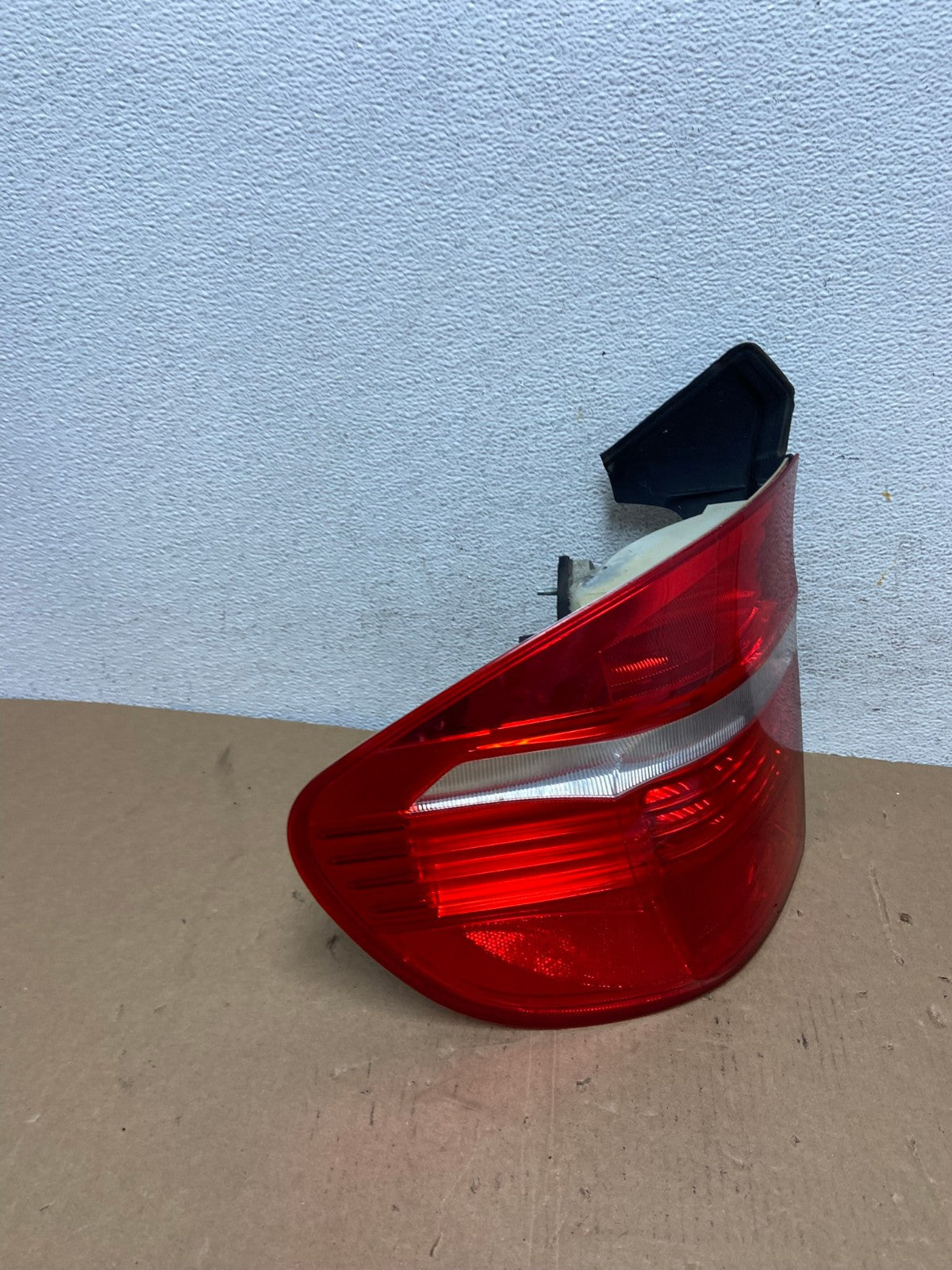 2007 to 2010 Bmw X5 E70 Left Driver Lh Side Tail Light AD7916 LK2