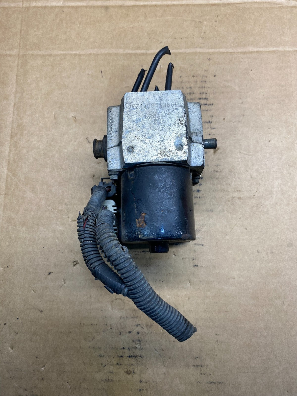 GM Brake Pump Module Chevrolet GMC 11 pin plug | 13567124 AD75830