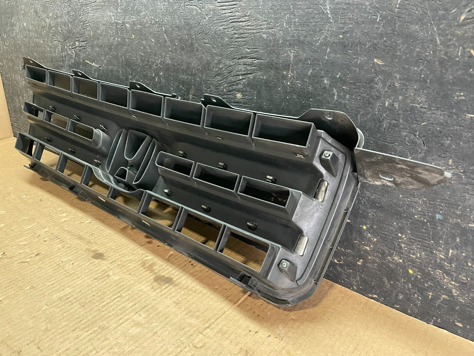 2006 to 2008 Honda Pilot Front Upper Grill Grille Oem Y9613 DG7