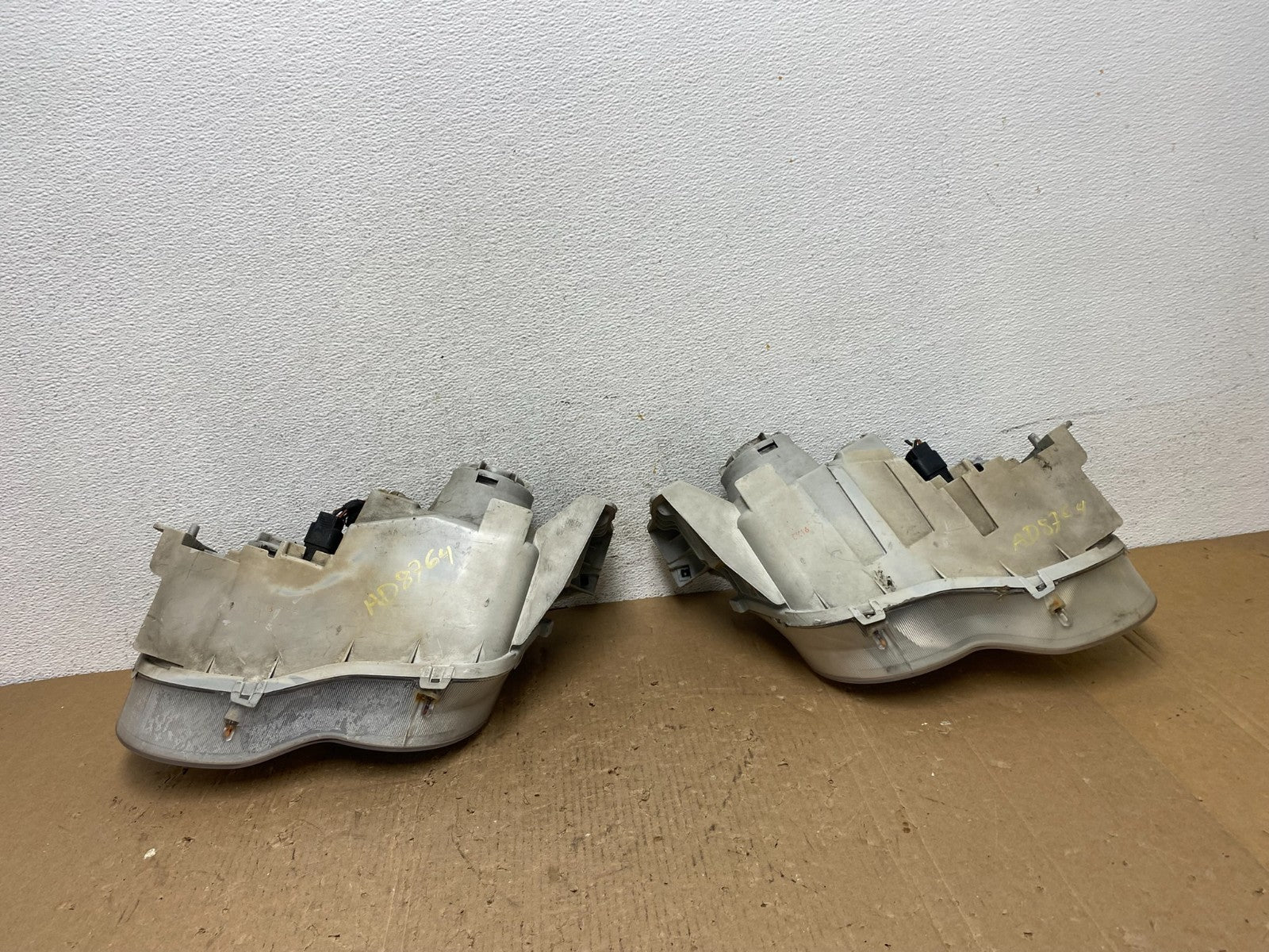 1999 2000 2001 Hyundai Coupe Left+Right Set Halogen Headlights AD8764 DG9