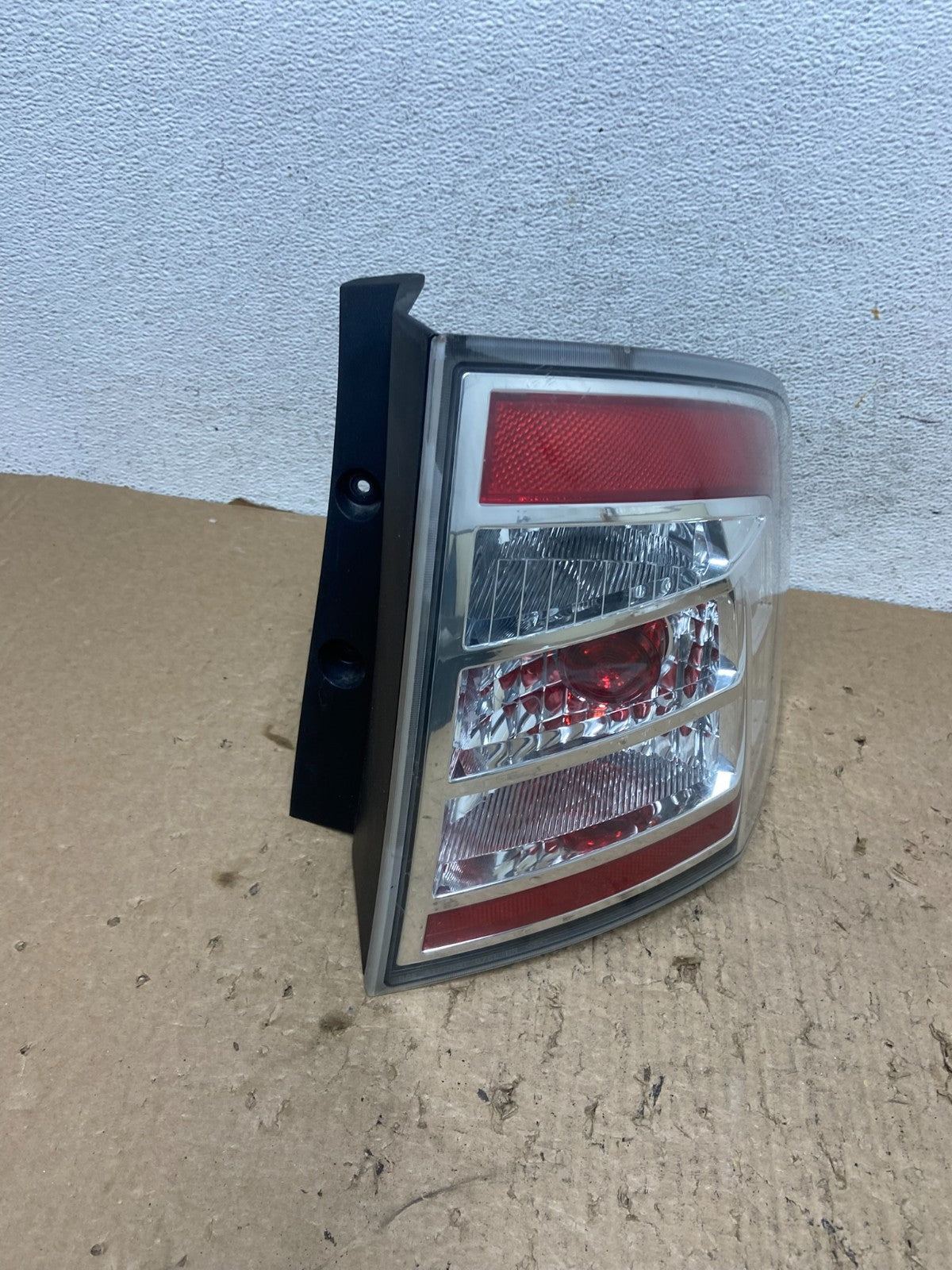 2007 to 2010 Ford Edge Tail light Right Passenger Rh Side AF8394 DW2