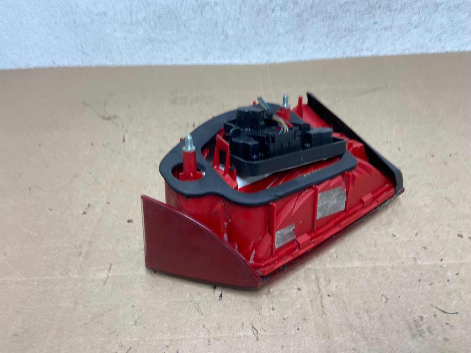 2011-2014 Volkswagen Jetta Left Driver LH Inner Trunk Tail Light AE6004 DW4