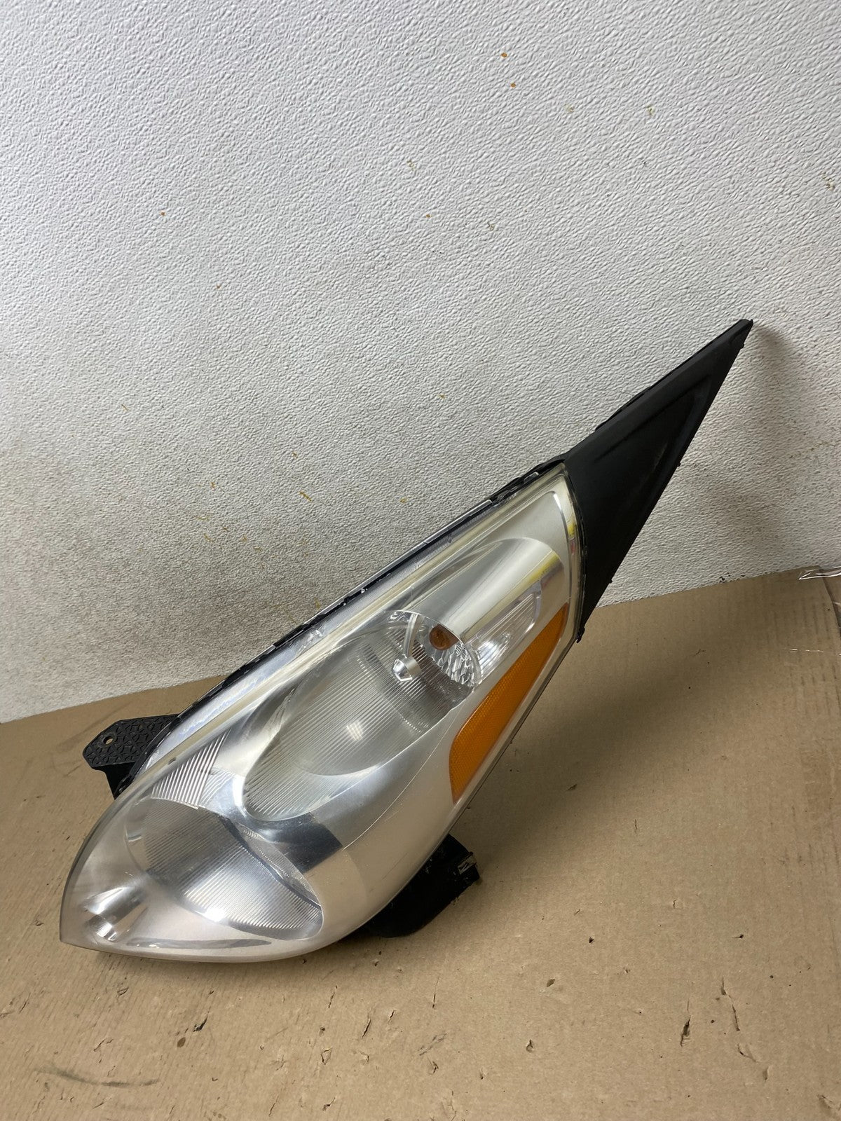 2013 to 2015 Chevrolet Spark Left Driver LH Halogen Headlight AH6800 DW2