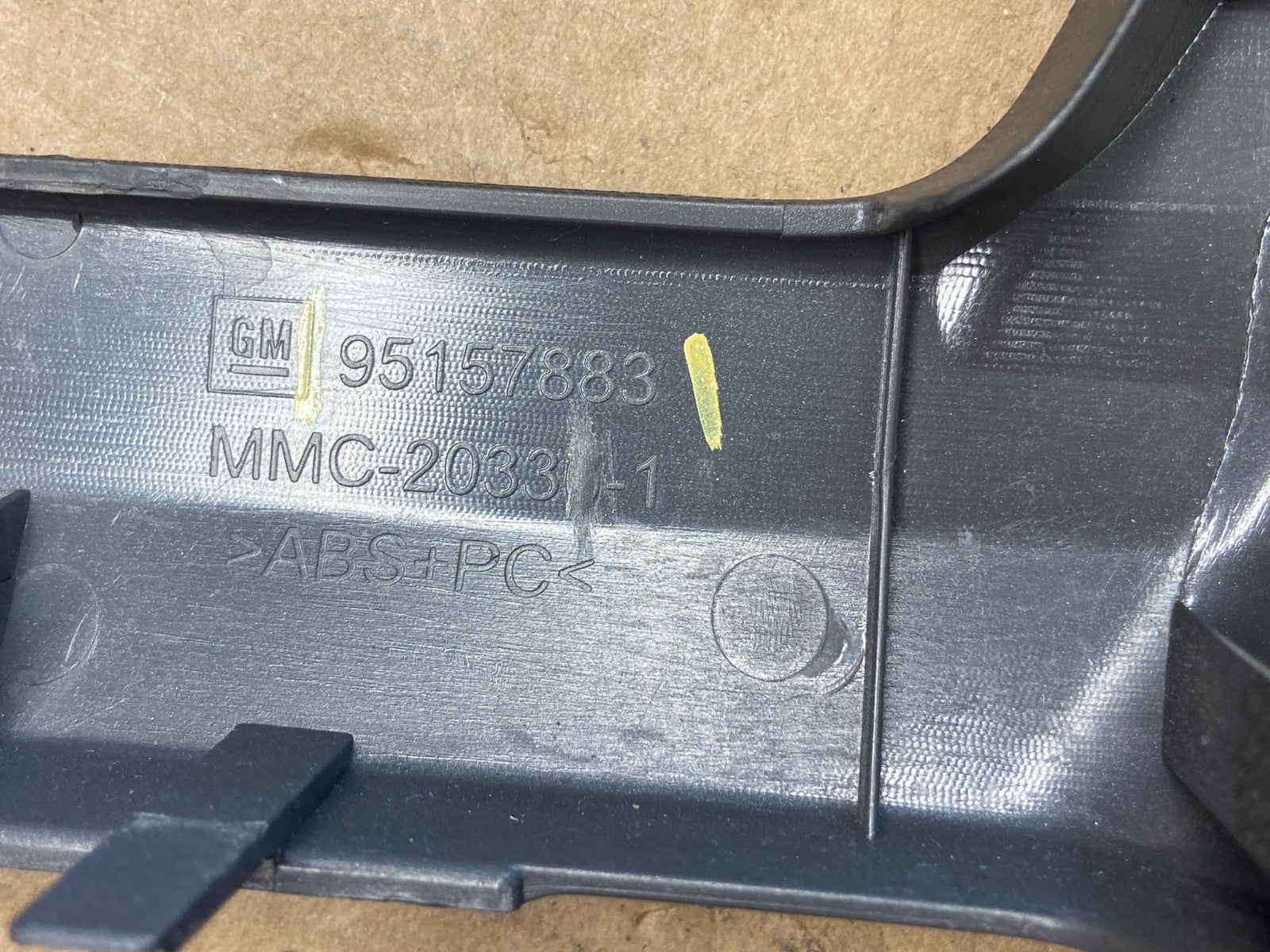 2012-2016 Chevrolet Sonic Center Dash Radio Air Vent Trim Bezel AE3891 DG6