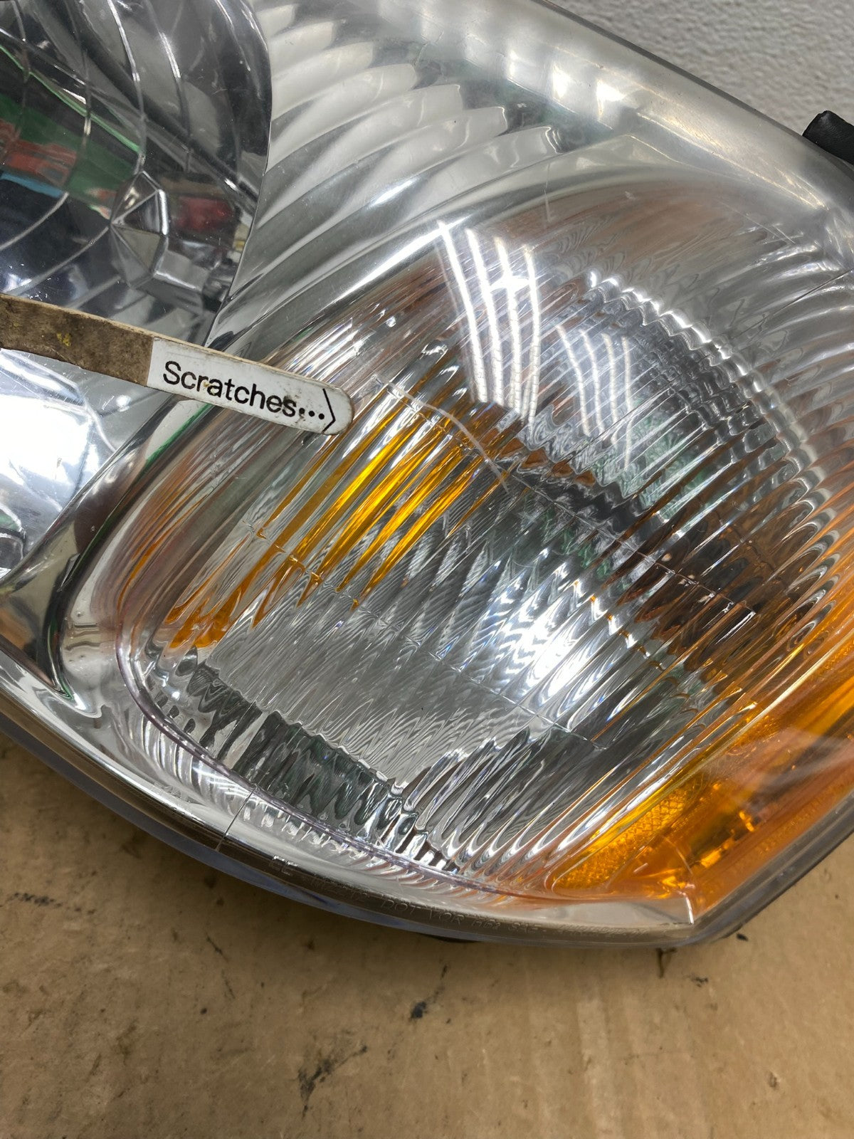2001 to 2004 Mazda Tribute Left Driver Lh Side Halogen Headlight AD3295 DW3