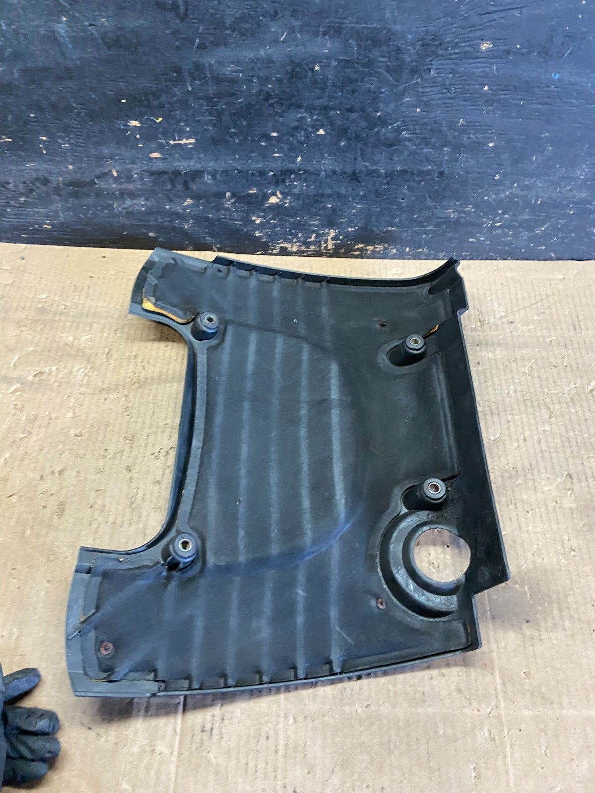 2002 to 2005 Hyundai Sonata 2.4L Engine Trim Cover Oem R7060 DG6