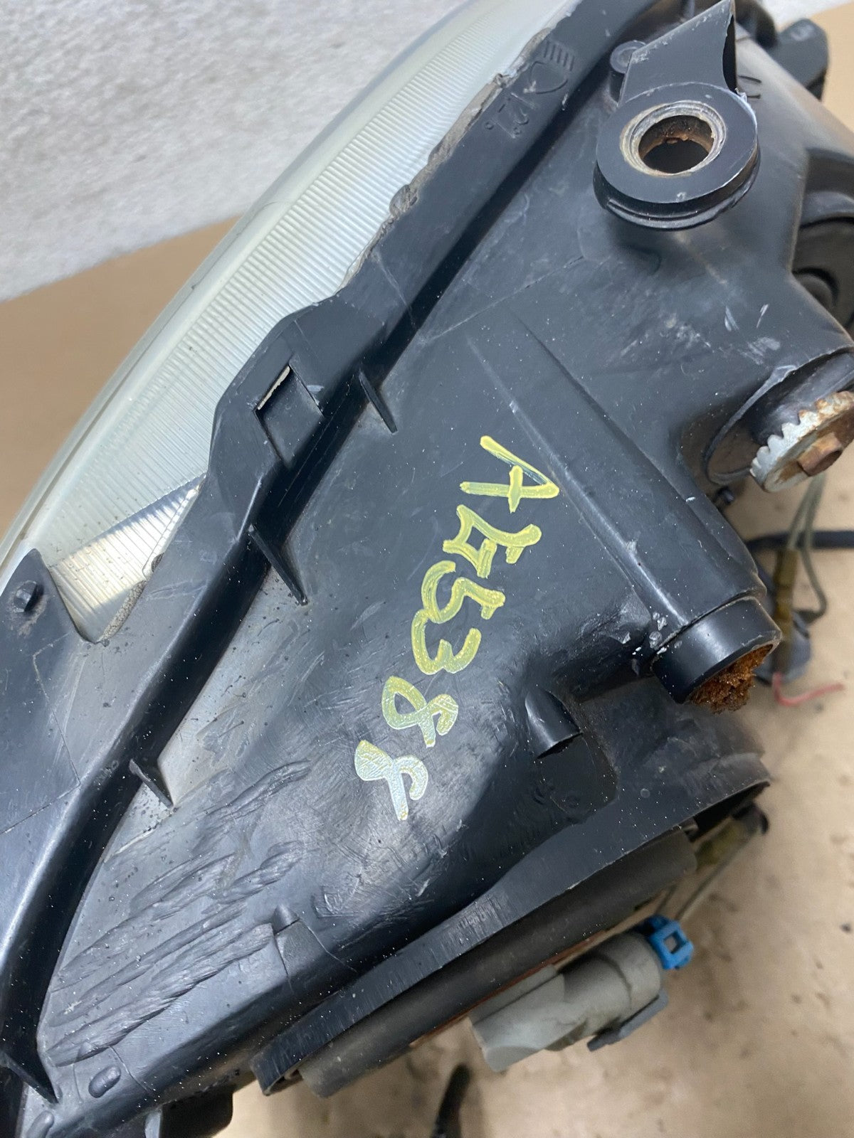 2001 2002 2003 Lexus RX300 Left Driver Headlight Halogen AG5388 DW7