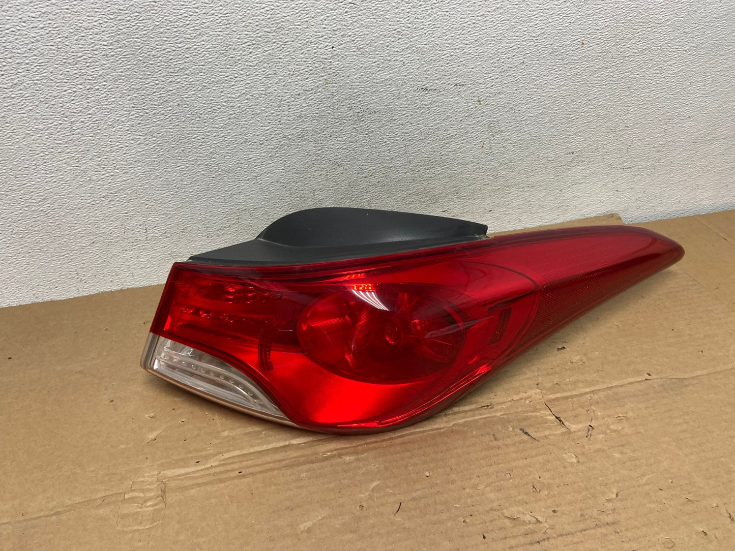 2011 2012 2013 Hyundai Elantra Sedan Right Passenger Tail Light DEPO AD3944 LK0