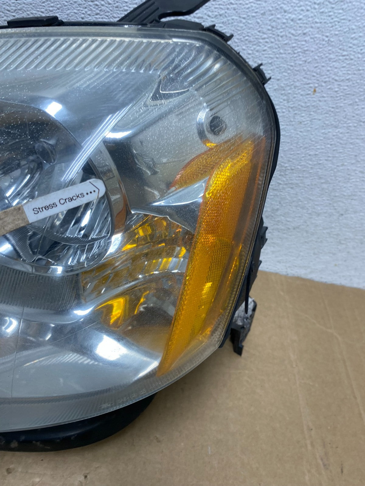 2005 2006 2007 Ford Five Hundred Halogen Headlight Left Driver Lh AG0472 DW4