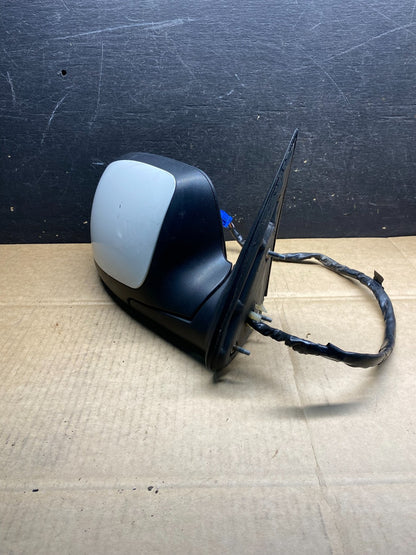 2003 to 2006 Gmc Yukon Right Passenger Turn Signal  View Door Mirror AB3939 MS2