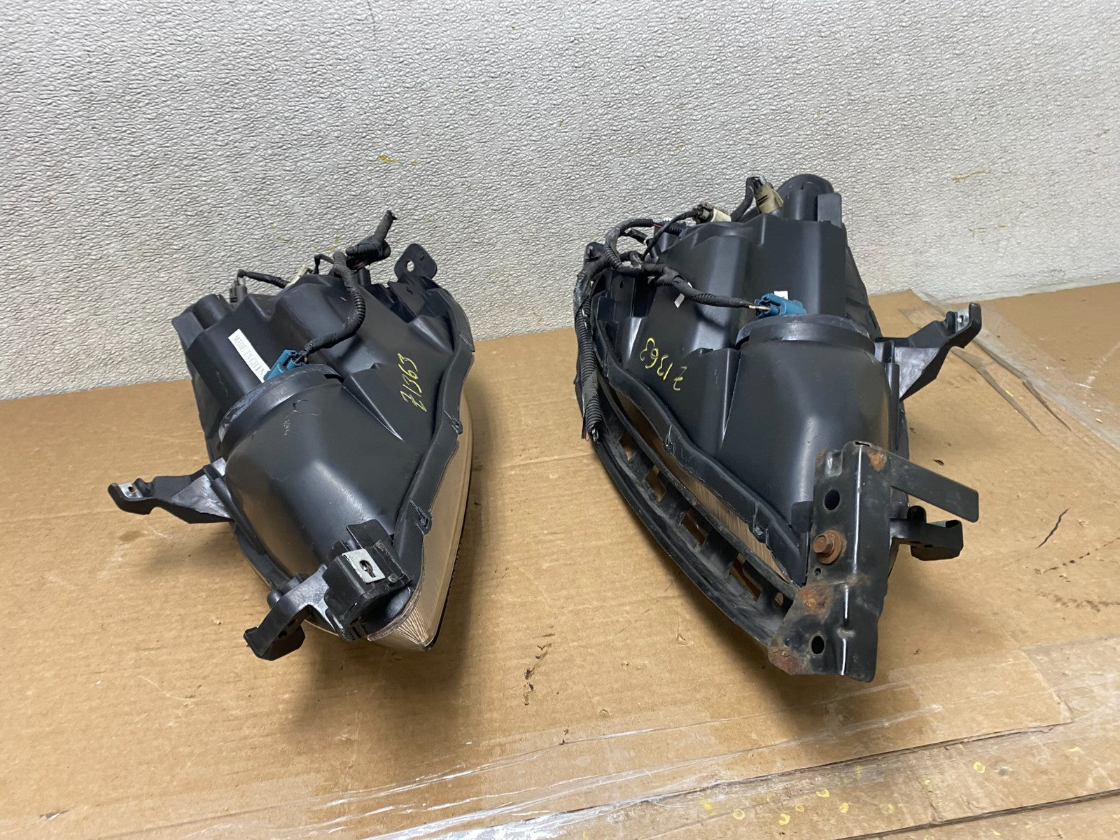 2003 - 2007 Honda Accord Left+Right Set Halogen Headlights Z1363 DW10