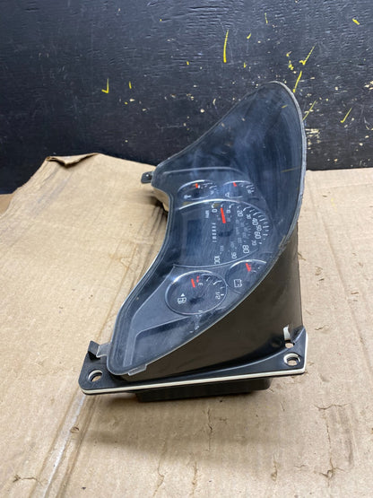 2010 - 2011  Chevrolet Express 2500 3500 Speedometer Cluster Gauge OEM X5796 DG2