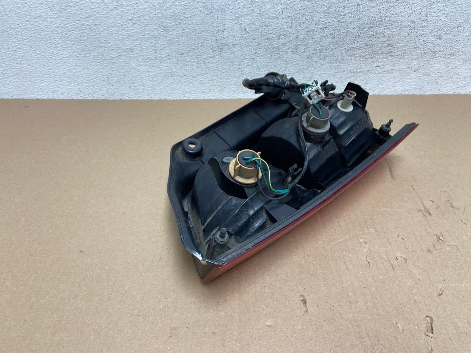 2005 to 2012 Nissan Pathfinder Right Passenger RH Side Tail Light AE7146 LK5
