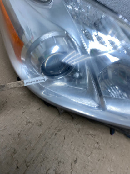 2010 - 2011 Toyota Prius Right Passenger Rh Halogen Headlight AE9759 DW4