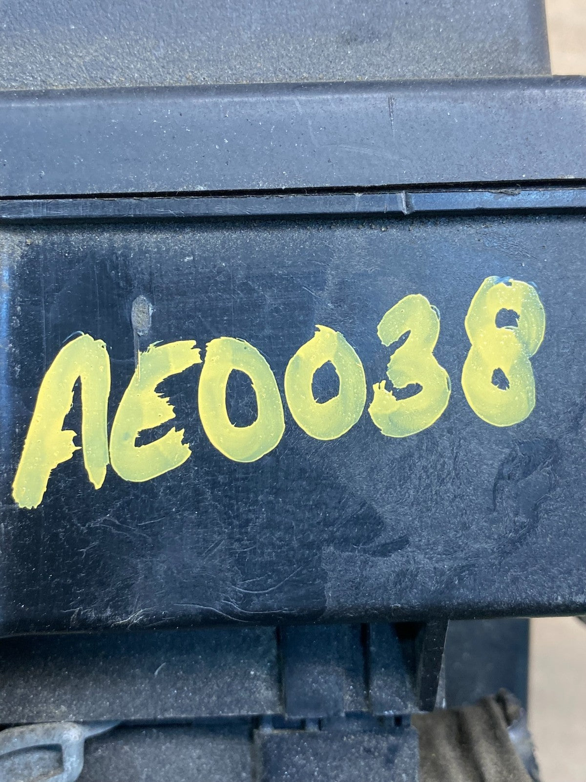 2008 Jeep Grand Cherokee Fuse Box Relay Panel 04692165ab AE0038 DG7