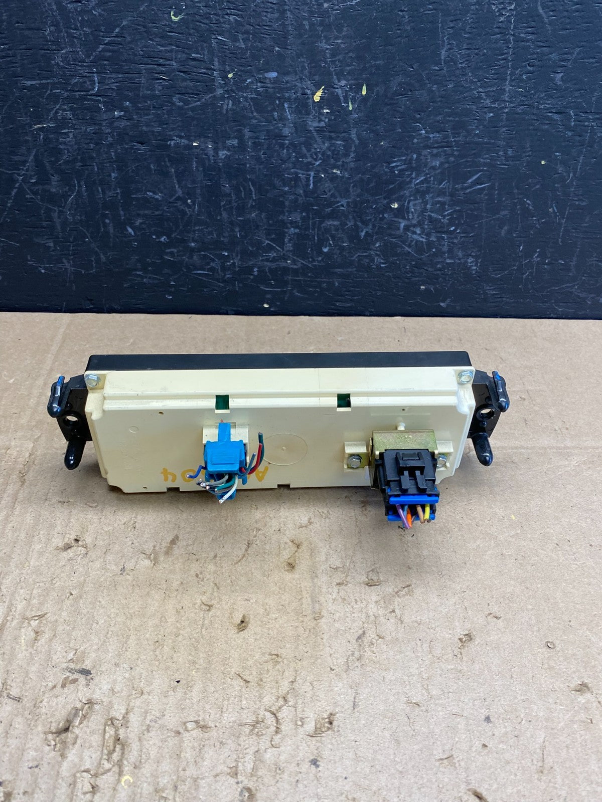 1999 to 2002 Chevrolet Silverado HVAC Heater Climate Control Module AC4604 DG3