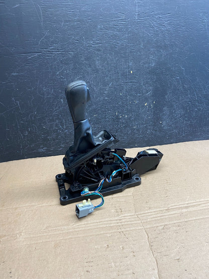2016 to 2019 Ford Explorer Auto Transmission Floor Gear Shifter af1878 DG2