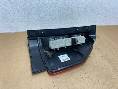 2002 to 2009 Gmc Envoy Left Driver Lh Side Tail Light AD0455 LK5
