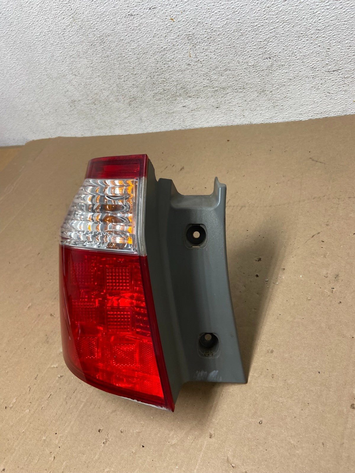 2005 2006 2007 Honda Odyssey Left Driver LH Side Tail Light AD6482 DW1