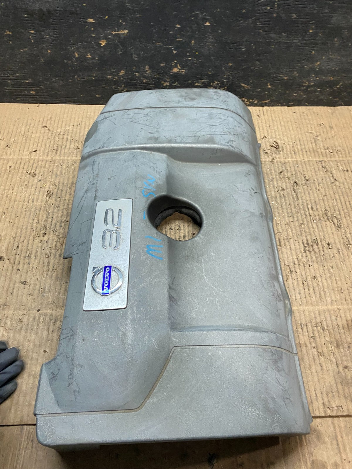 2007 to 2014 Volvo XC90 OEM 3.2L Upper Top Engine Motor Dust Cover Oem T9762 DG2