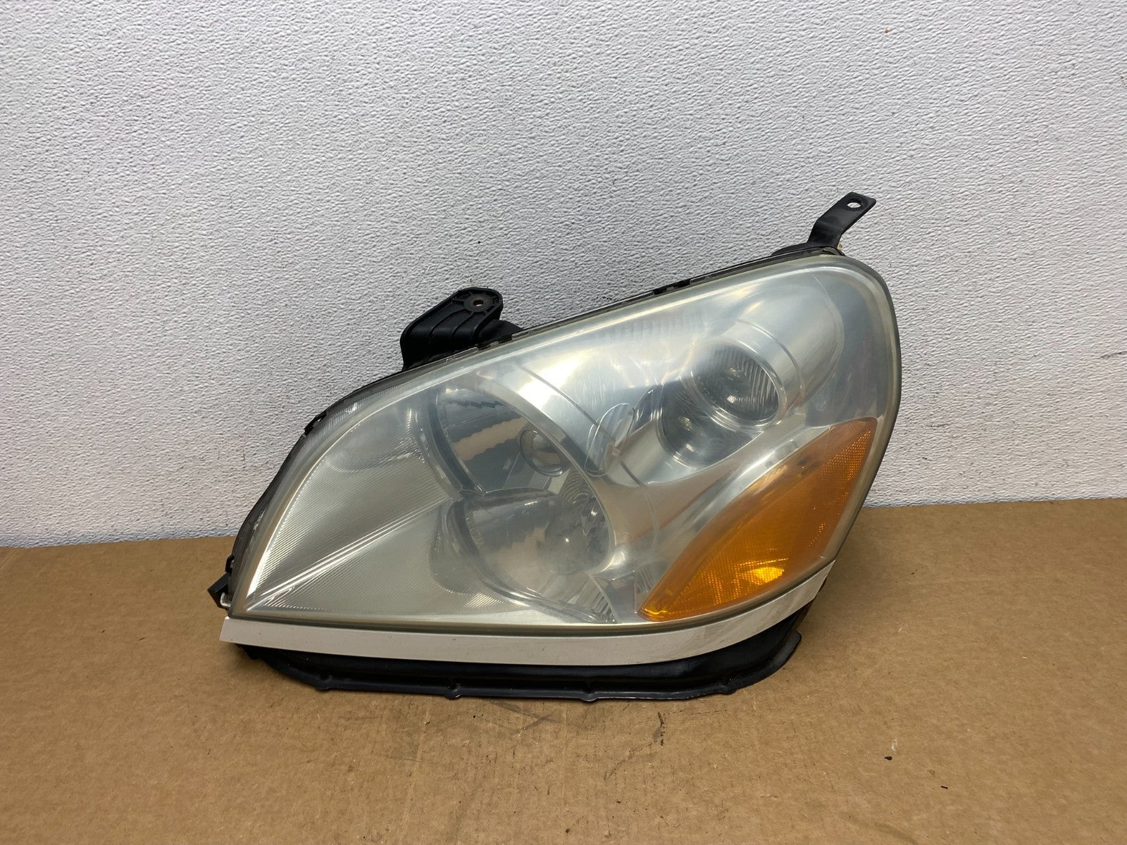2003 2004 2005 Honda Pilot Left Driver LH Side Halogen Headlight AD6041 DW0