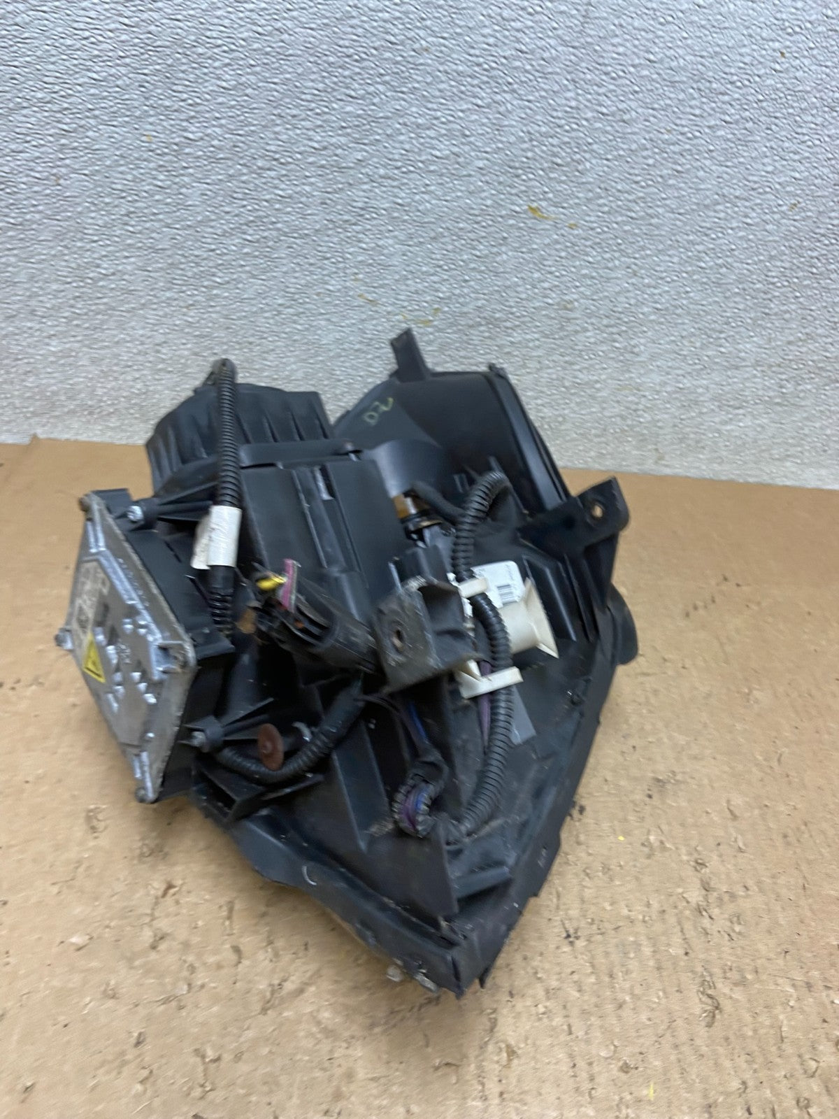 2006 to 2011 Cadillac DTS Left Driver Lh Xenon Hid Headlight Oem AA0116 DW9