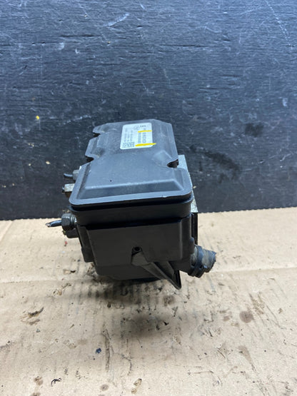 2011 - 2014 Ford E250 E350 Van  ABS Anti Lock Brake Pump Module Oem Q6113 DG3