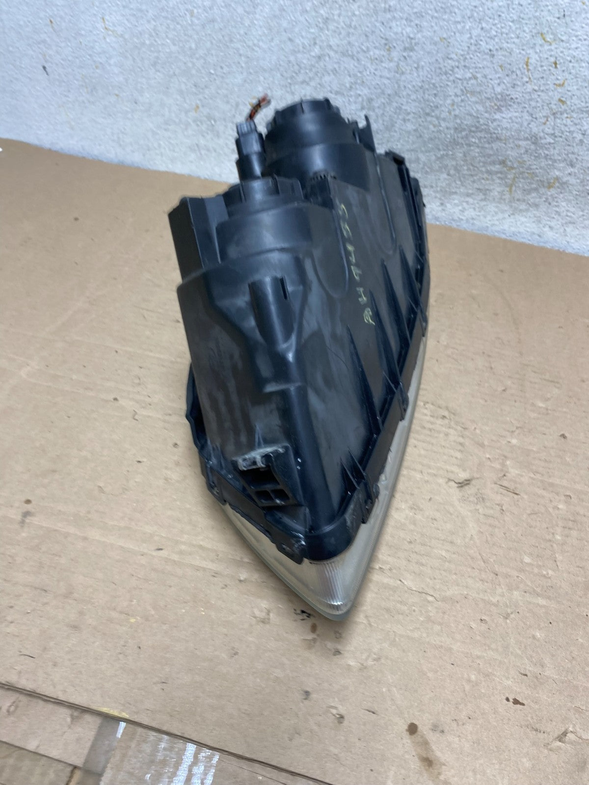 2006-2008 Hyundai Sonata Right Passenger Rh Side Headlight Halogen AH9488 DW7