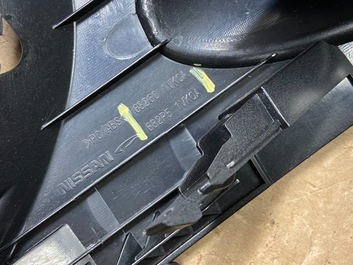 2011 2012 2013 Nissan Rogue Dash Upper Center Radio Bezel Trim AH3754 DG5