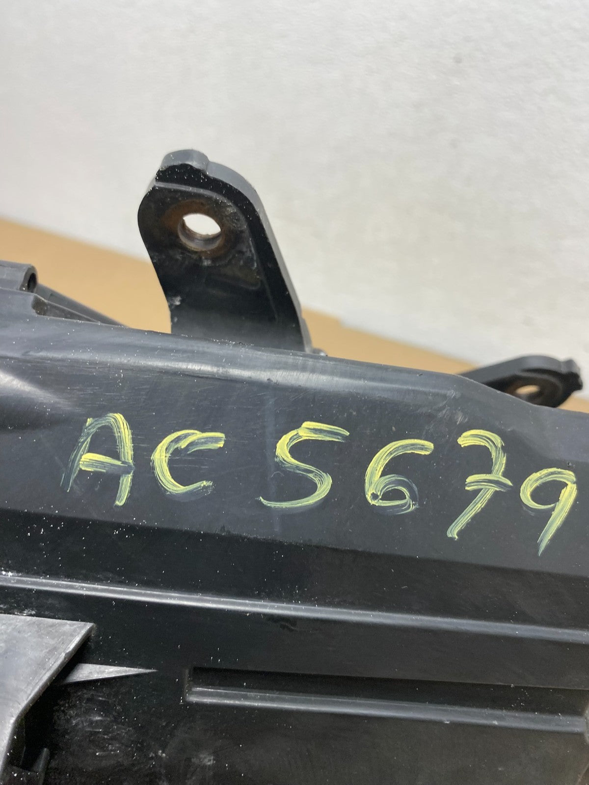 2011 2012 2013 Hyundai Elantra Right Passenger Headlight AC5679 DW9