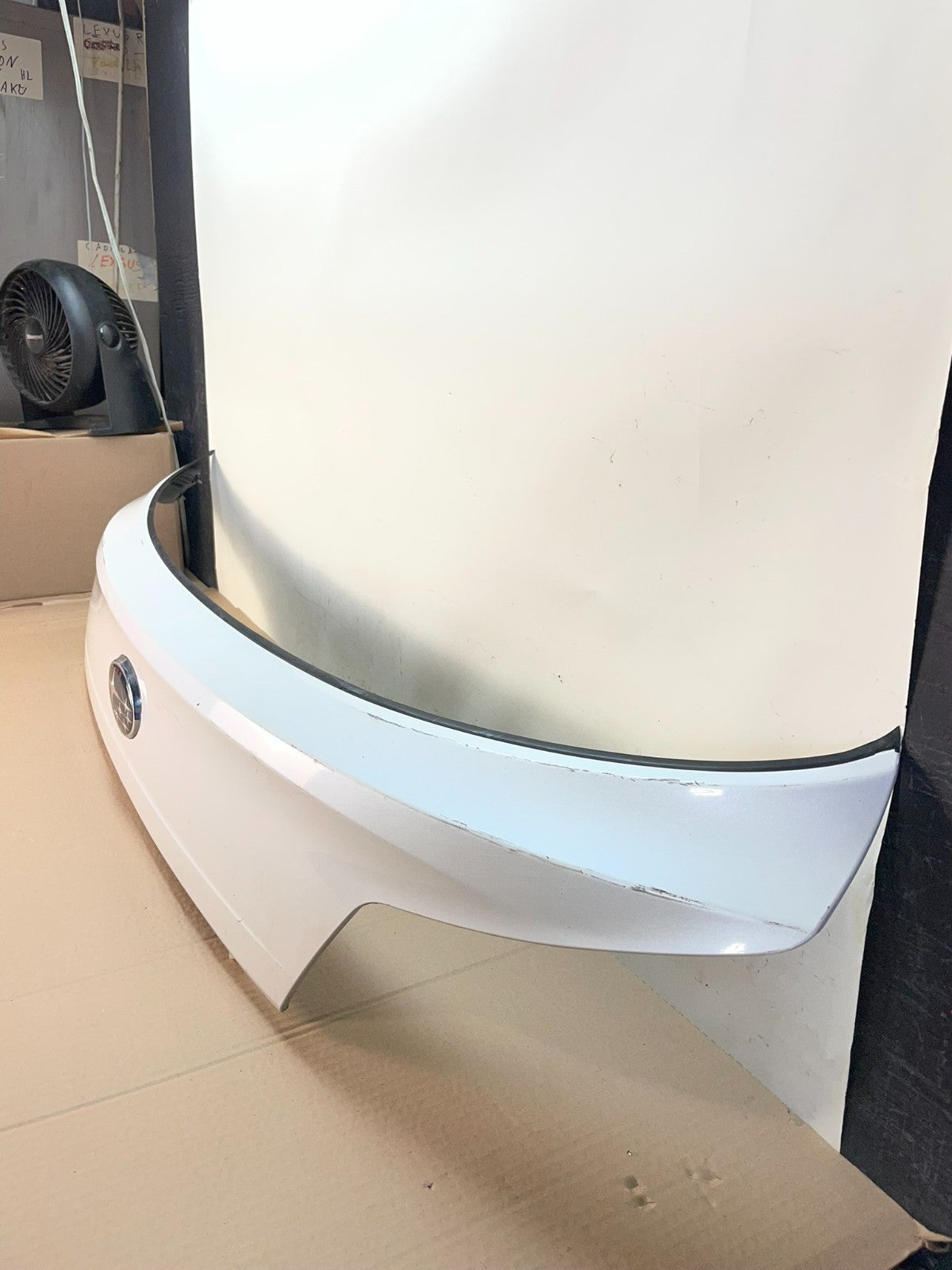 2012-2014 Subaru Outback Rear Liftgate Trunk Panel Trim Molding AH6442 DG1
