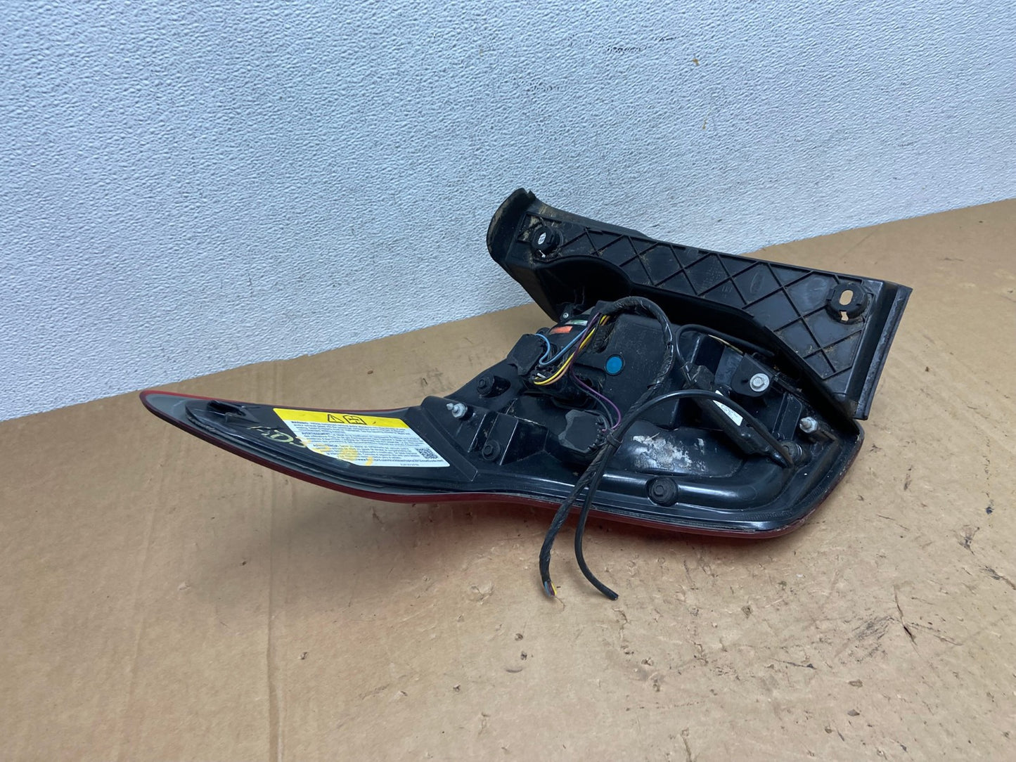 2016 -2019 Ford Explorer Right Passenger Side Rh Tail light AD3281 LK6