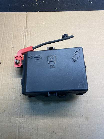 2012 to 2014 Dodge Charger Fusebox Fuse Box Relay Module AA76413