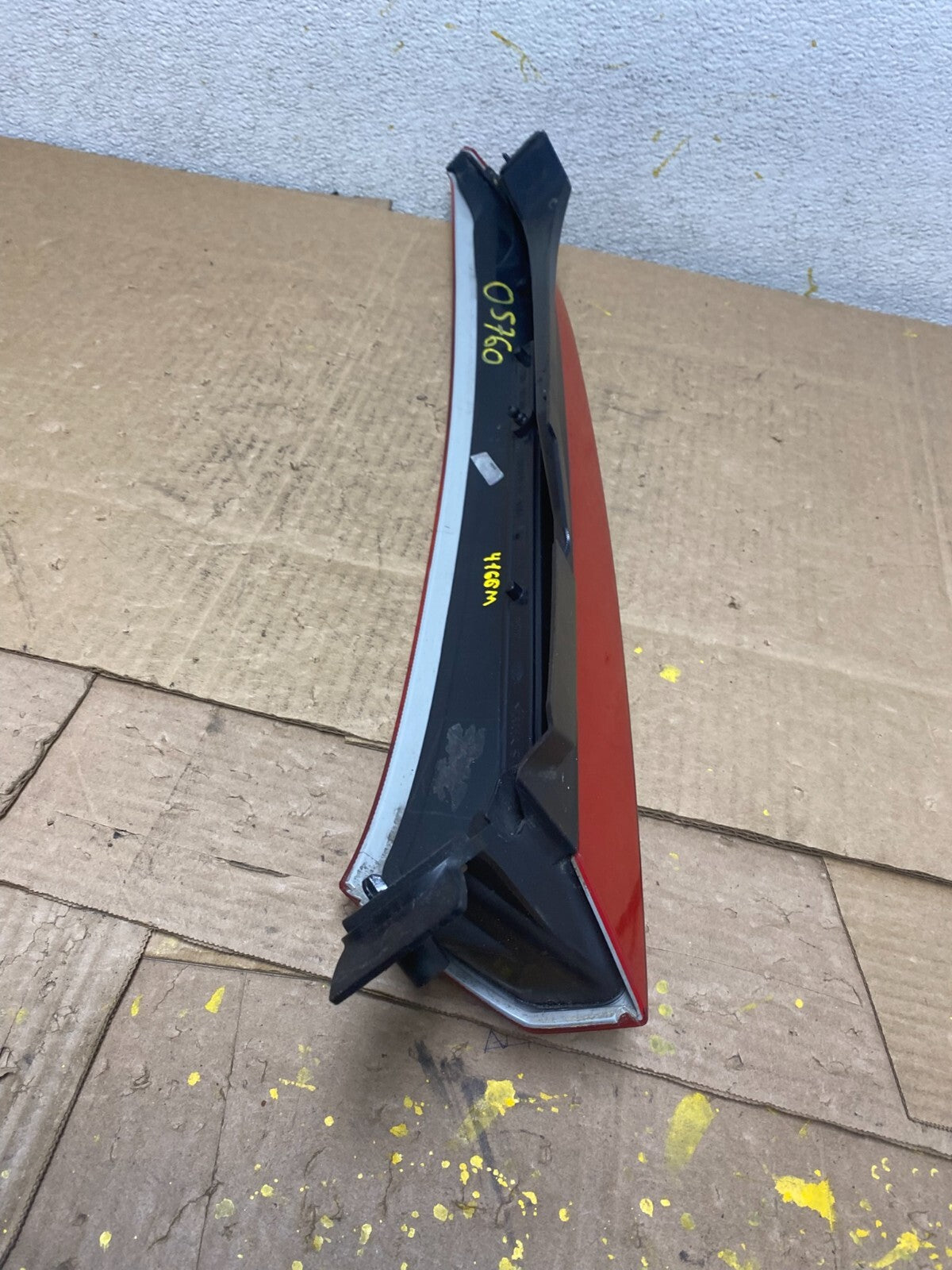 2003 to 2006 Volvo XC90 Right Passenger Side Upper Tail Light OEM O5760 DW6