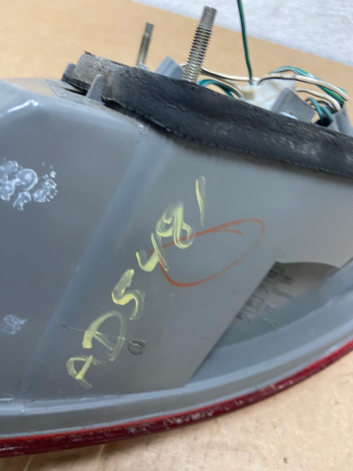 1998 1999 2000 Toyota Corolla Left Driver Lh Side Tail light AD5481 LK6